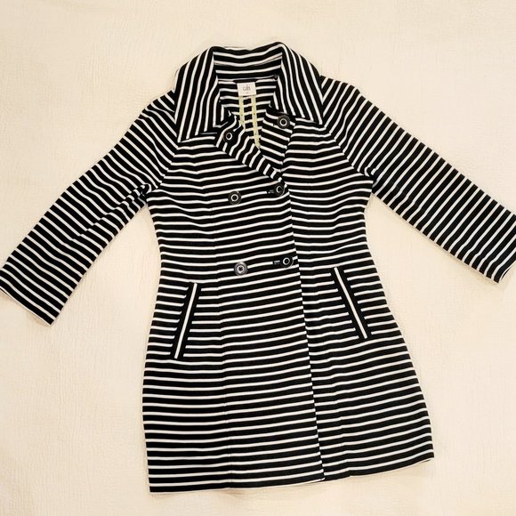 Size XS: CAbi Maritime Trench Coat Style 5151 - Picture 1 of 4